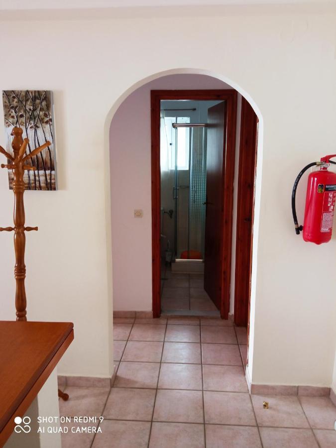 Cozy Apartment Few Mins From Beach Corfu Ájosz Jeórjosz Págon Kültér fotó